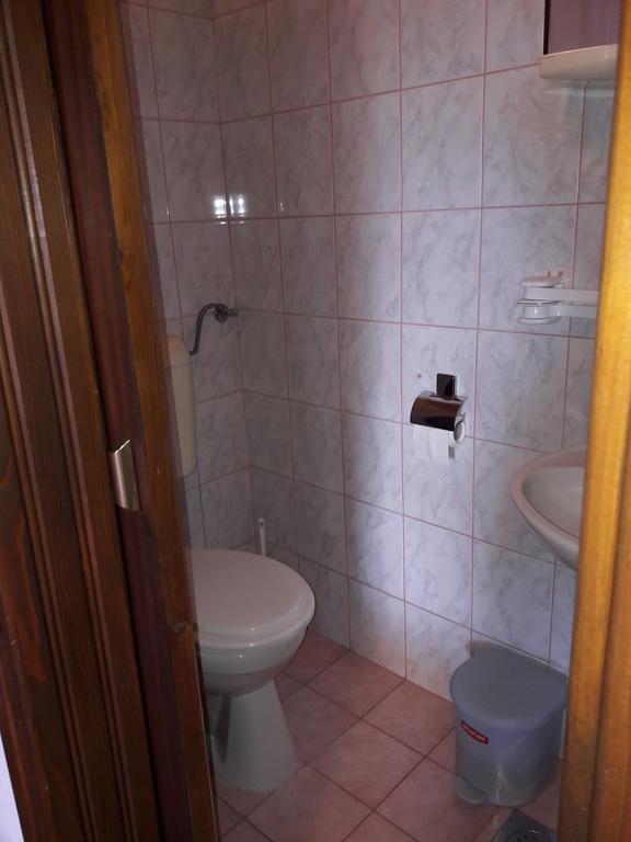 Hotel House Anamarija à Selište Drežničko Extérieur photo